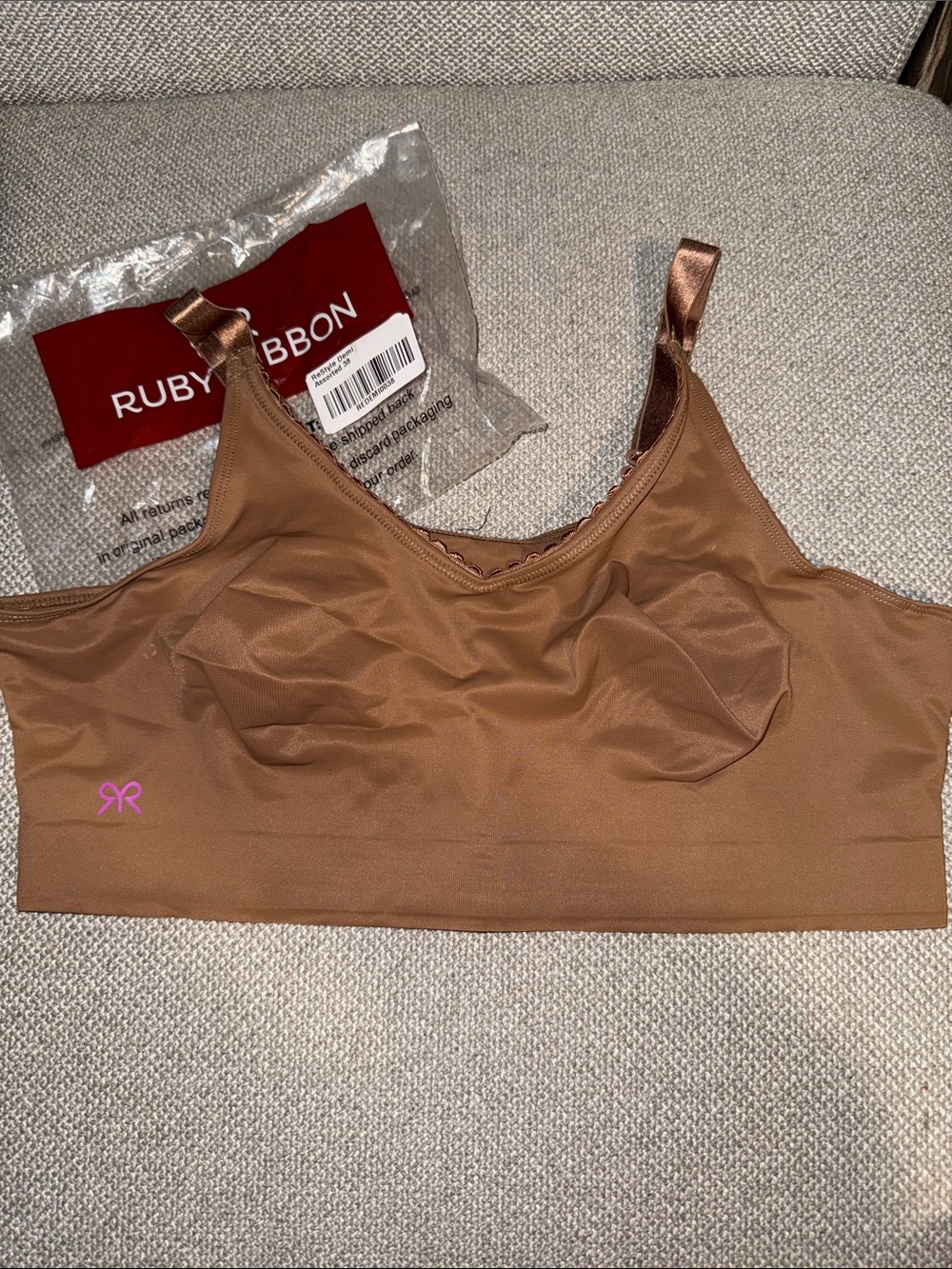 Ruby Ribbon ReStyle Demi 38 New